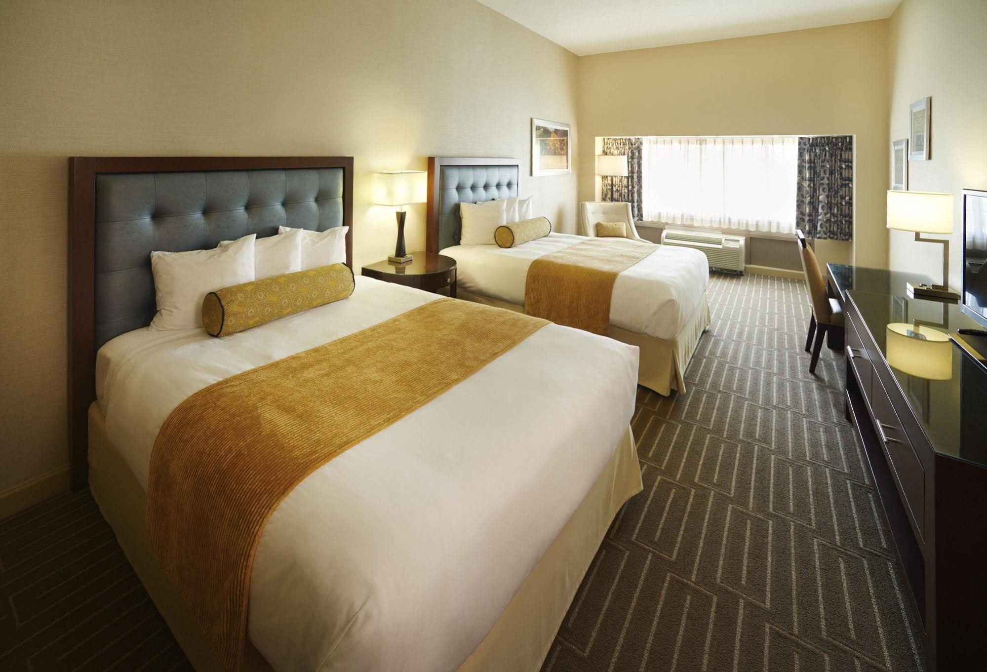 Mountaineer Casino Resort New Cumberland Buitenkant foto